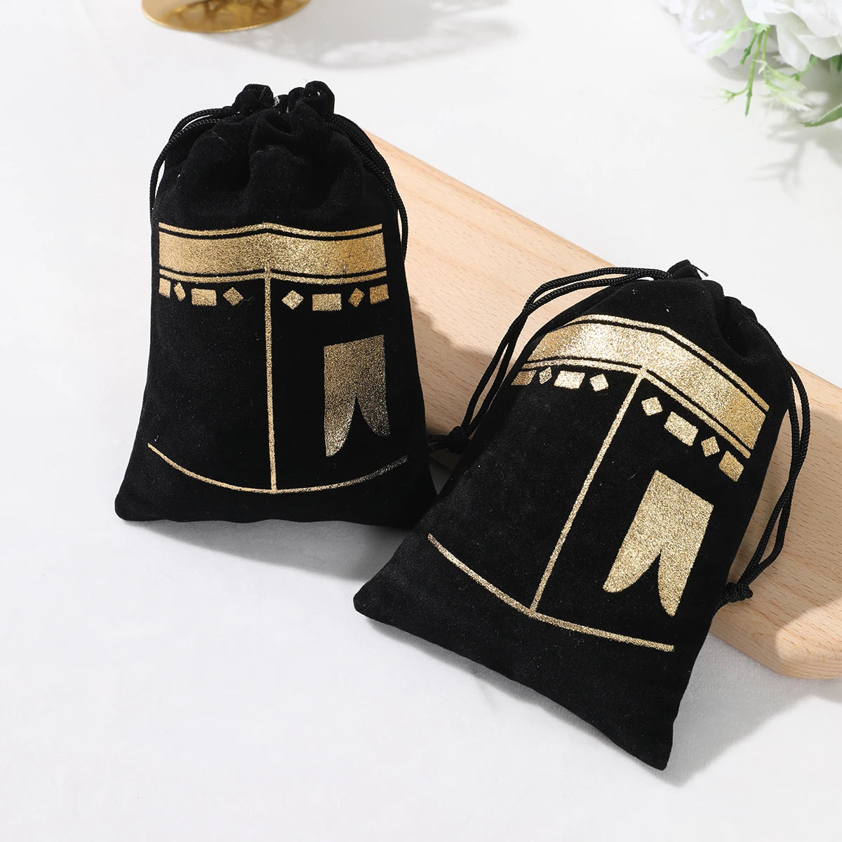 Elysance™ Eid Mubarak - x6 Black & Gold Velvet Gift Bags